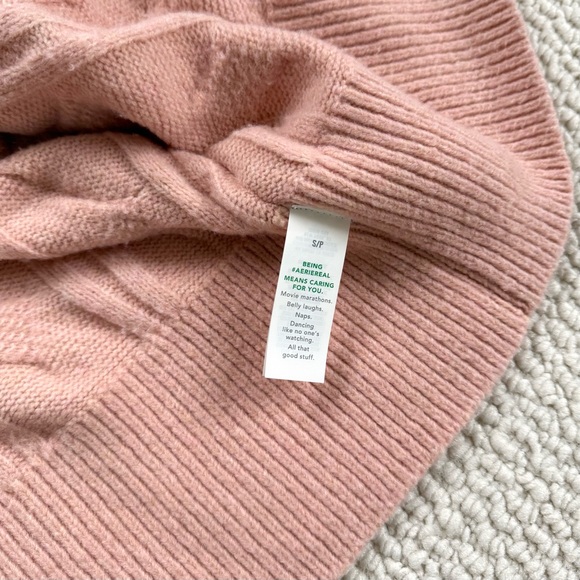 NEW Aerie UnReal Cable Crew Sweater in Blush Pink - Picture 8 of 9